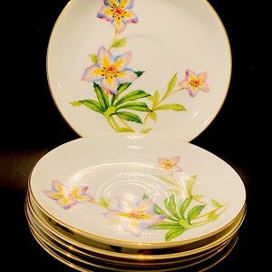 Vintage Crestwick By NARUMI Made in Japan Set of 6 Saucers 5.5”  diameter.